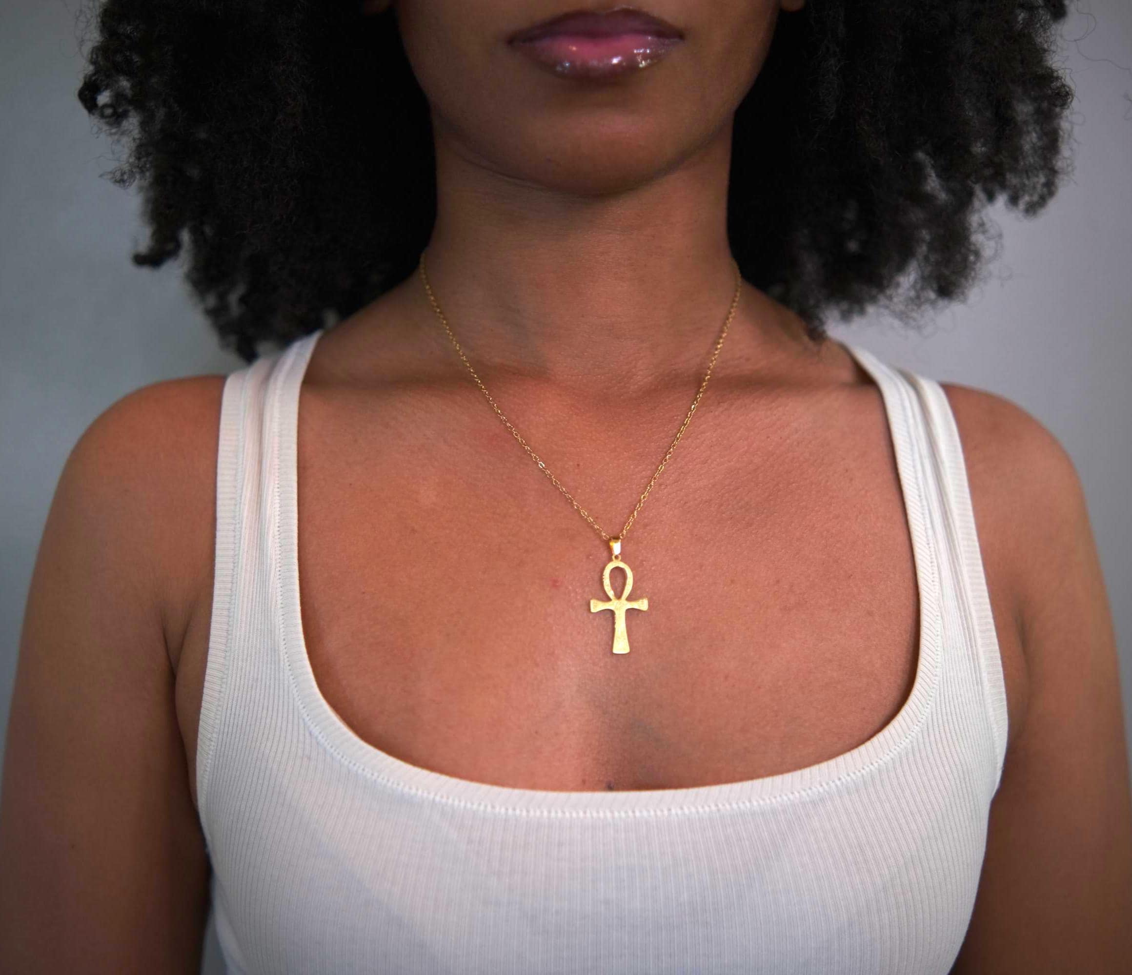 Gold Ankh Necklace: Egyptian Symbol of Life