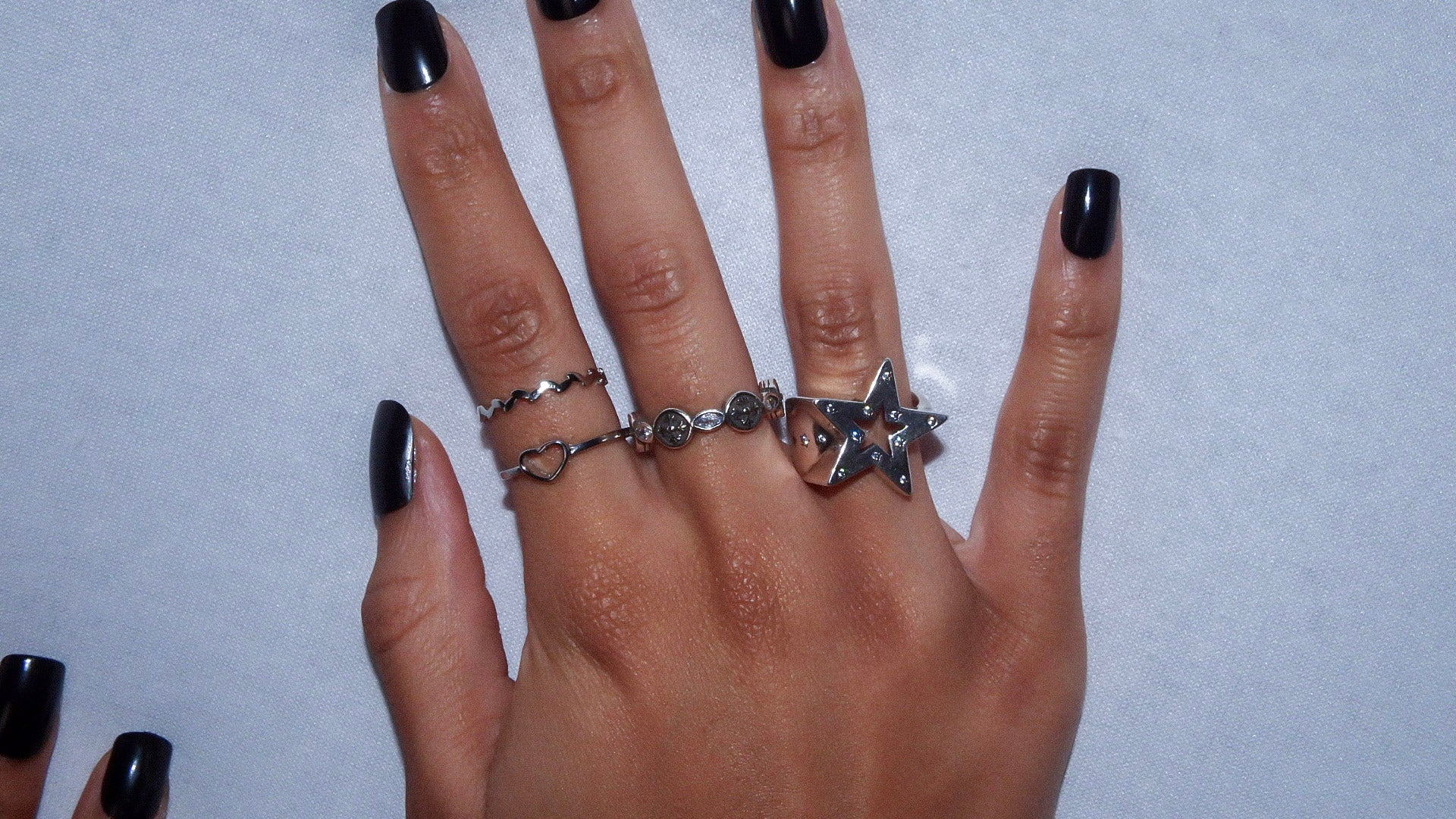Circle Cross Ring