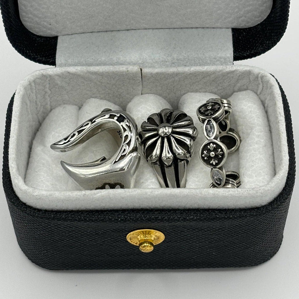 Circle Cross Ring