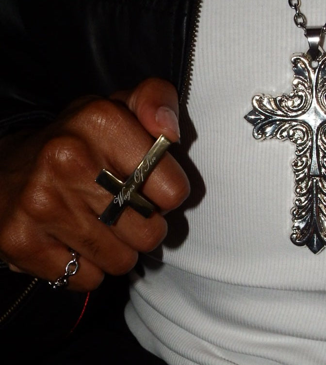 WOS Signature double knuckle ring